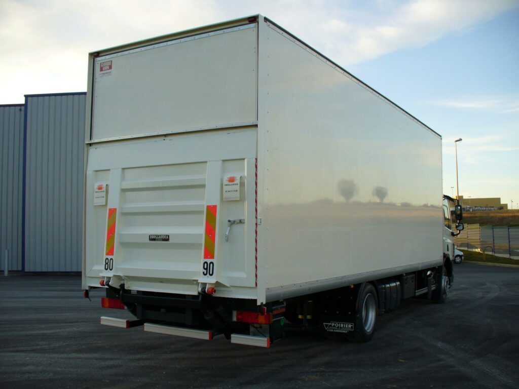 Carrosserie Poirier Carrosserie Industrielle En Mayenne Fourgon2
